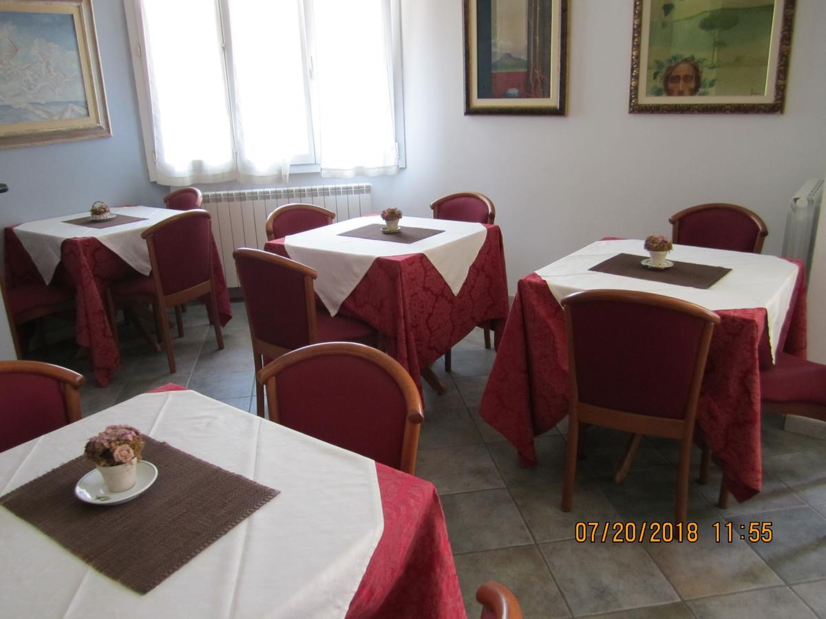 Adelphi Room & Breakfast Ferrara Eksteriør billede