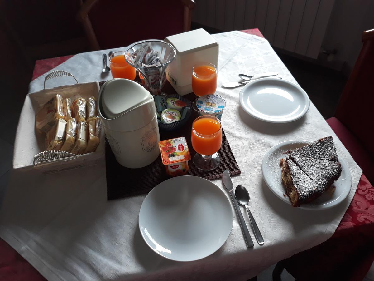 Adelphi Room & Breakfast Ferrara Eksteriør billede